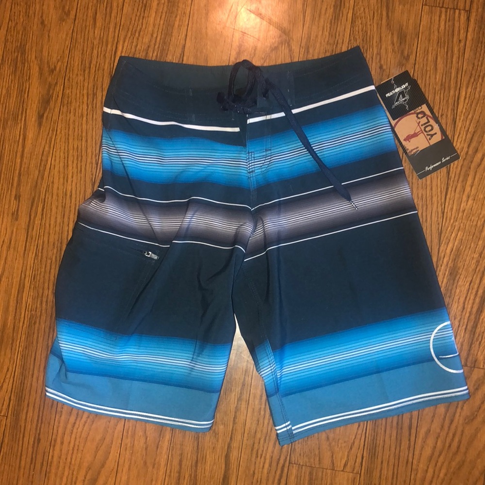 NWT YOLO boy board shirt size 24